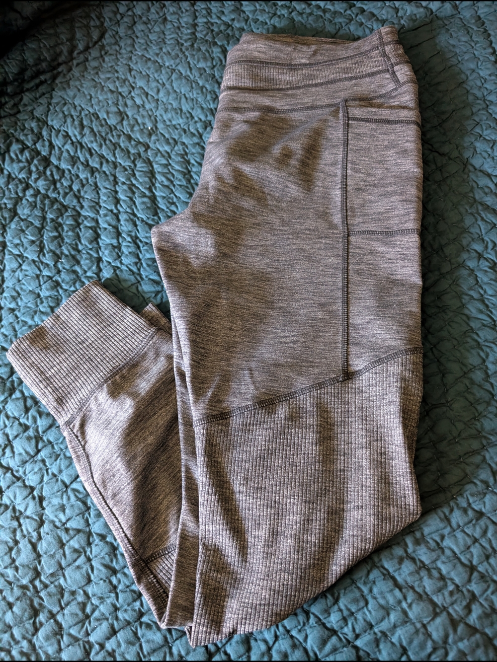 Athleta Gray Athletic 3/4 Leggings XL